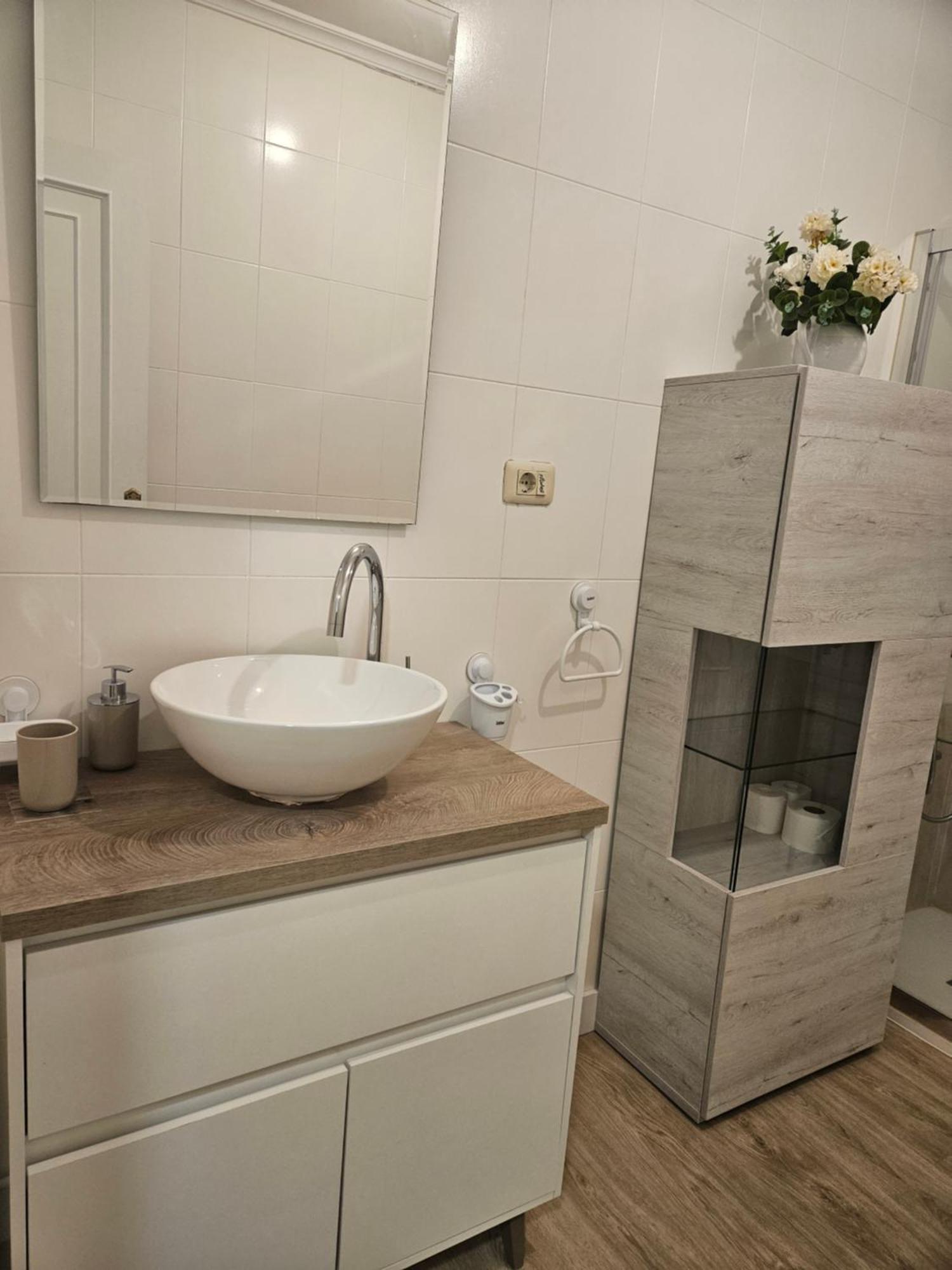 Alojamiento Ponte Romana Apartamento Caldas De Reis Exterior foto